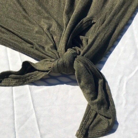 Max Studio Olive Green Couper Cut Cap Sleeve Knotted T Shirt Size Medium - Picture 16 of 16